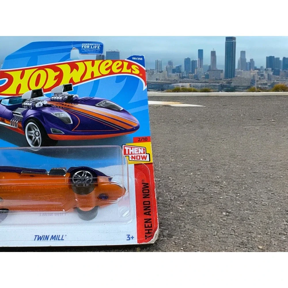 Hot Wheels 2022 Then And Now Series #2/10 Twin Mill 1:64 Scale Diecast